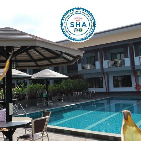 โรงแรมมาลินี Surin Exterior photo