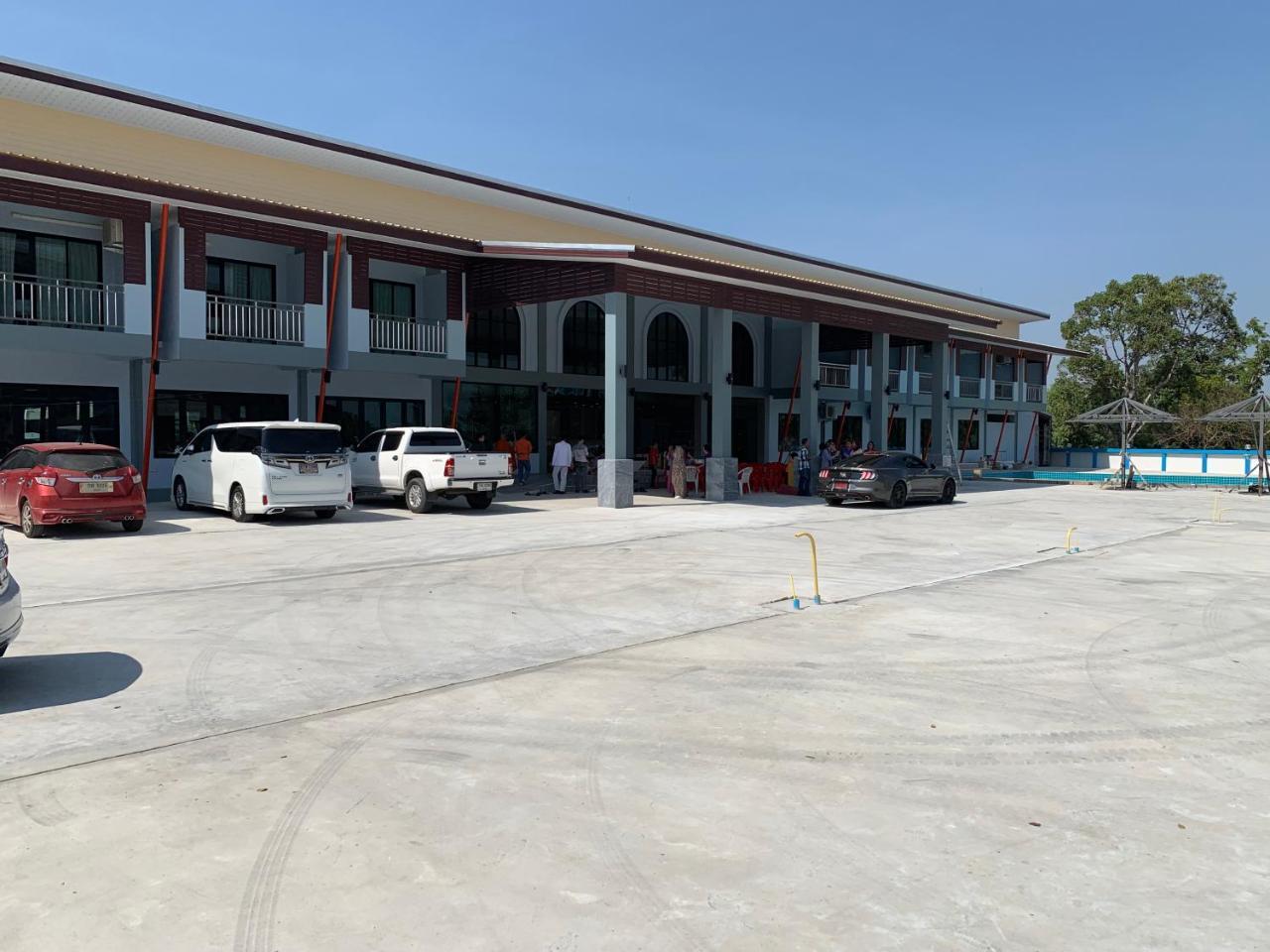 โรงแรมมาลินี Surin Exterior photo